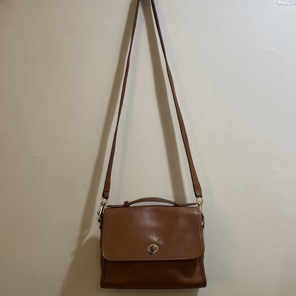Coach 9870 Vintage Court Bag In British Tan Leather Crossbody Purse